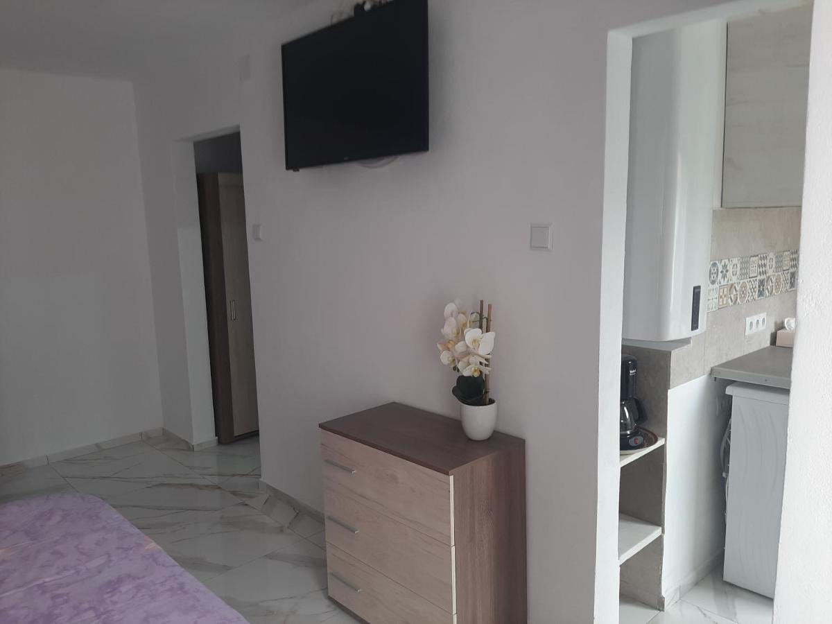 Apartament Timeea Беїле-Херкулане Екстер'єр фото