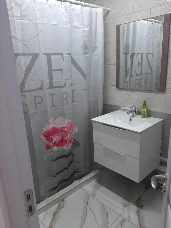 Apartament Timeea Беїле-Херкулане Екстер'єр фото